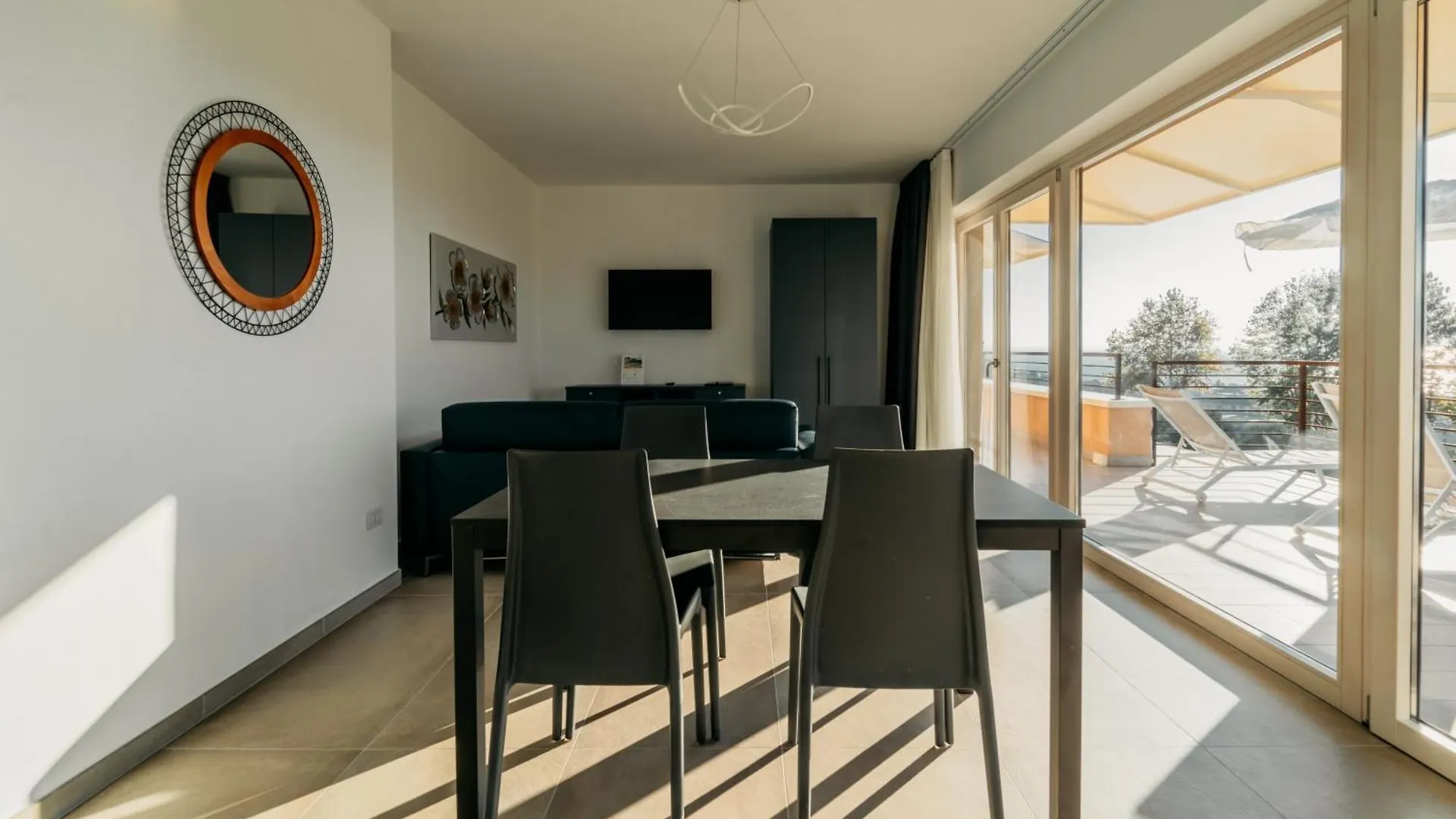 Apartments Monsurei, Lake View Bardolino