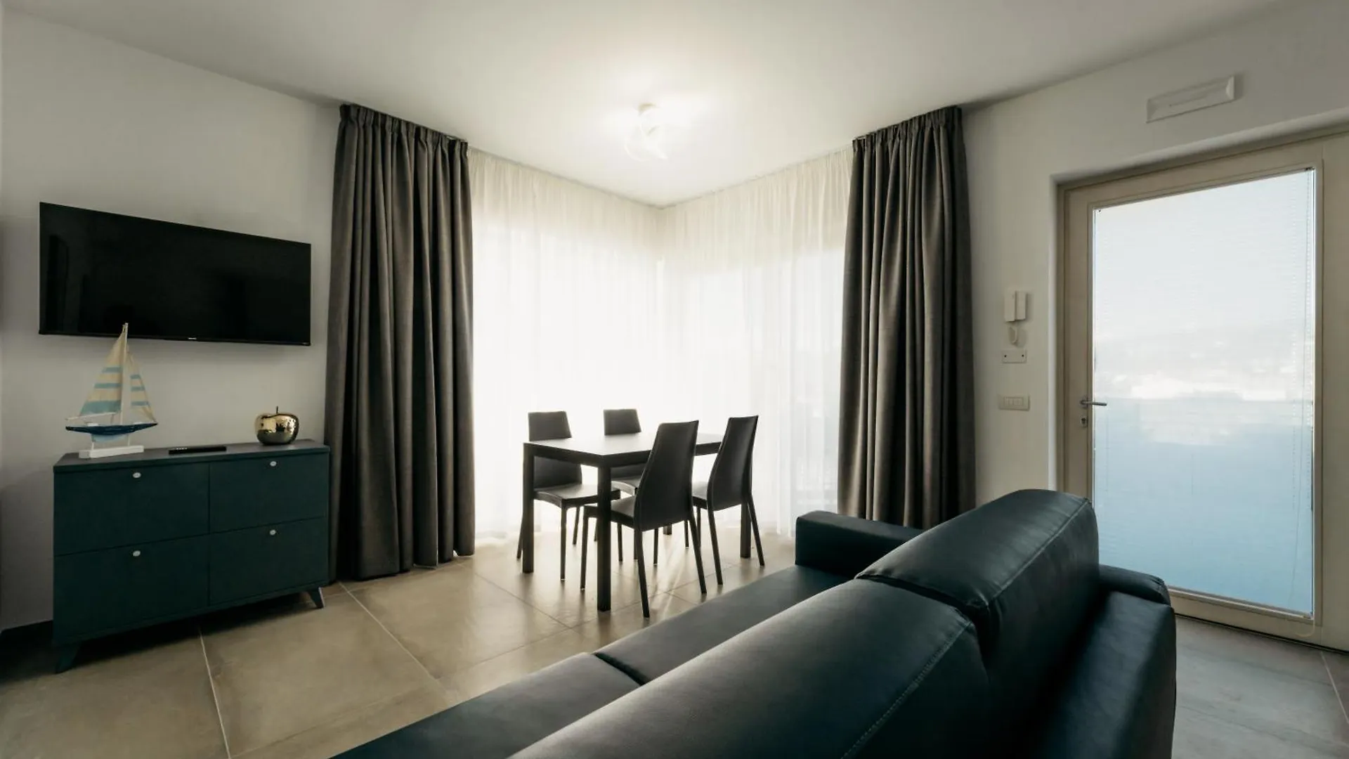 Apartments Monsurei, Lake View Bardolino