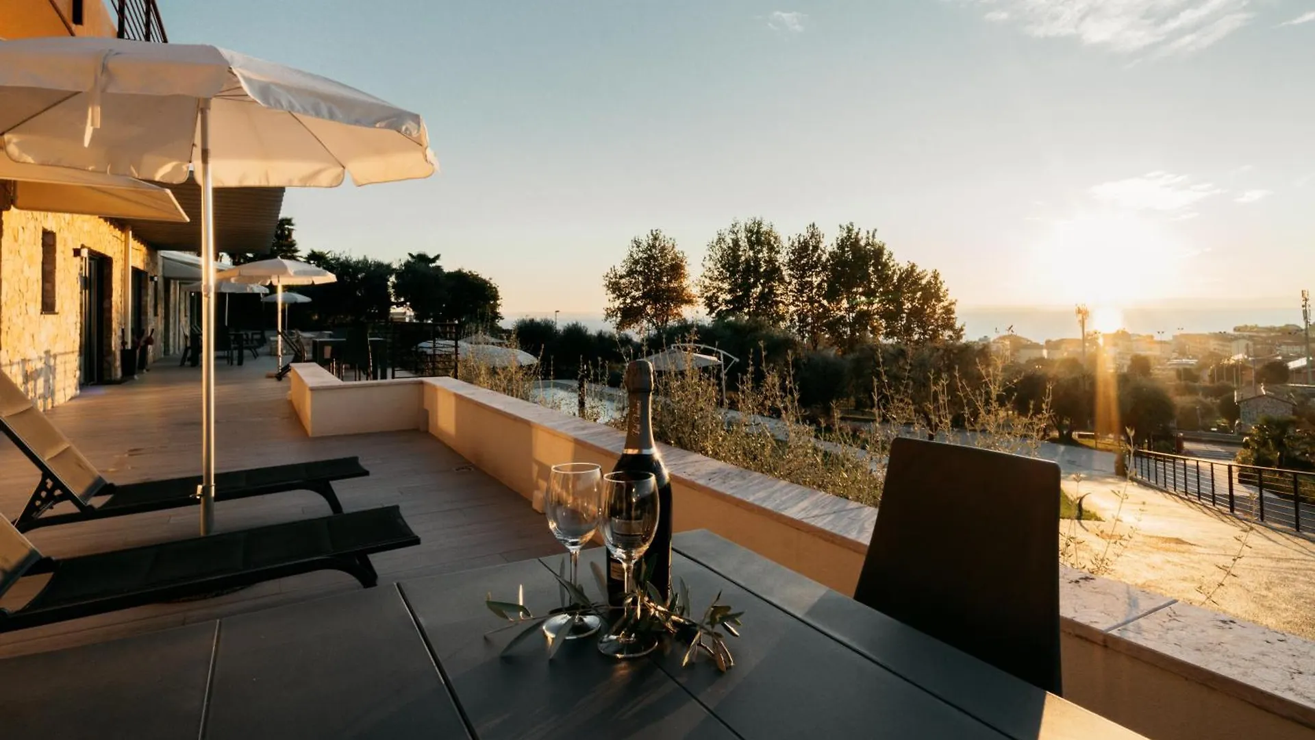 Apartments Monsurei, Lake View Bardolino